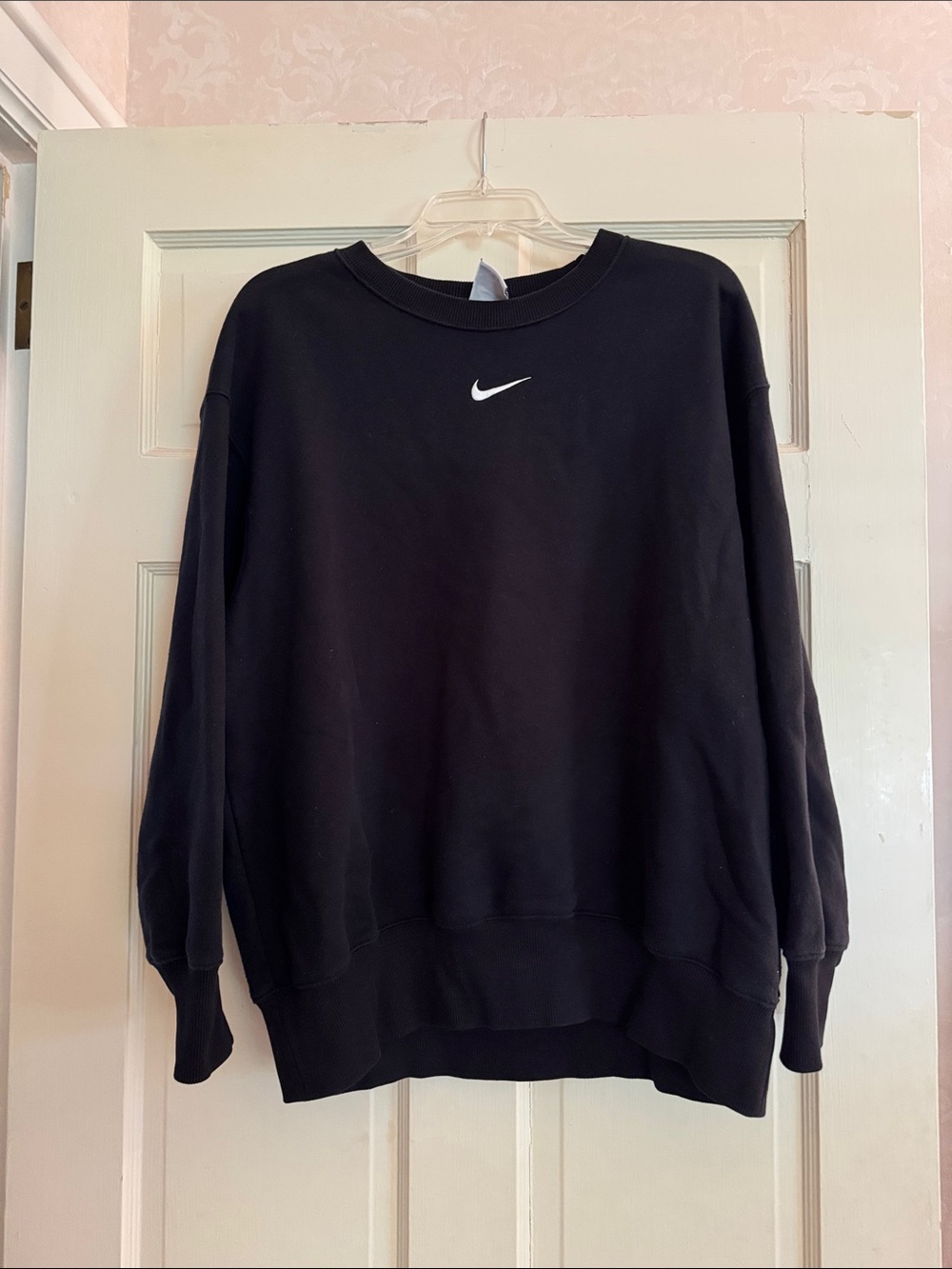Nike Women’s Black Crewneck
